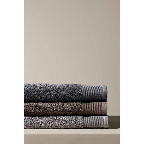Тъмно сива памучна кърпа за баня , 140 x 70 cm - Blomus-image-1