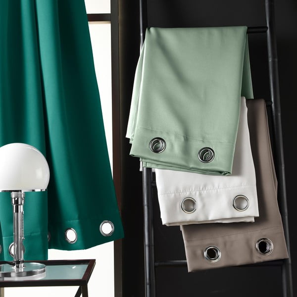 Тъмнозелено затъмняващо перде 135x180 cm Occult – douceur d'intérieur-image-3