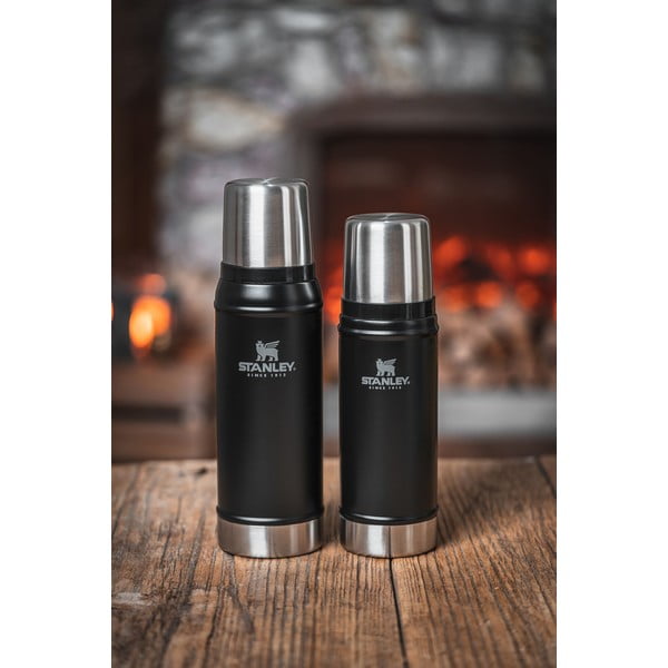 Черен термос от неръждаема стомана 750 ml Legendary Classic Black – Stanley-image-1