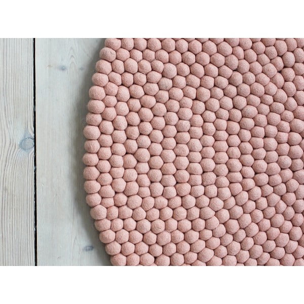 Пастелно червен вълнен килим с топки , ⌀ 140 cm Ball Rugs - Wooldot