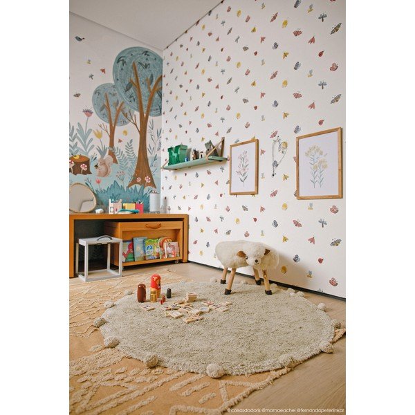 Светлозелен ръчно изработен памучен детски килим подходящ за пране ø120 cm Bubbly Olive – Lorena Canals-image-3