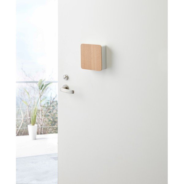 Бял шкаф за ключове с врата от шперплат Yamazaki Rin - YAMAZAKI-image-1