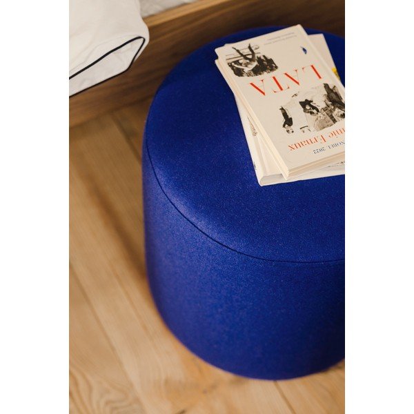 Синя вълнена табуретка Folk – noo.ma-image-2