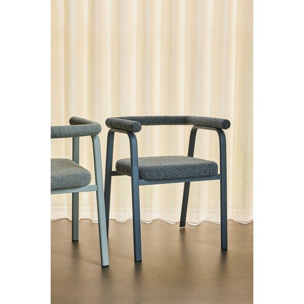 Сиви тапицирани трапезни столове в комплект с подлакътници 2 бр. Ecto – Hübsch-image-1