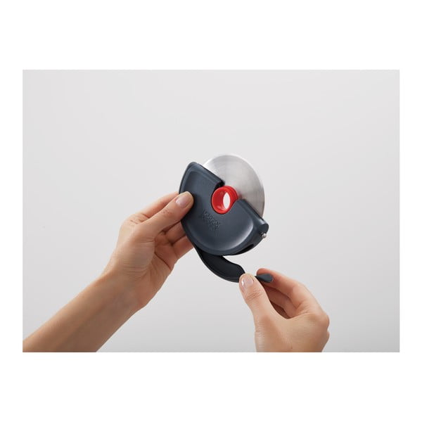 Уред за рязане на пица от силикон и неръждаема стомана - Joseph Joseph-image-3