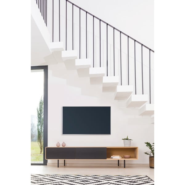 Черна/естествена маса за телевизор от масивен дъб 200x48 cm Fina – Gazzda-image-1