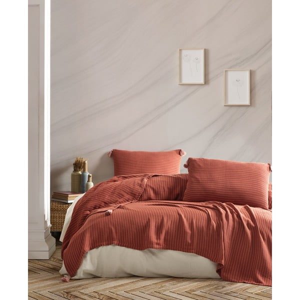 Ватиран комплект от завивка и калъфки за възглавници в тухлен цвят за двойно легло 220x240 cm Costa - Mijolnir