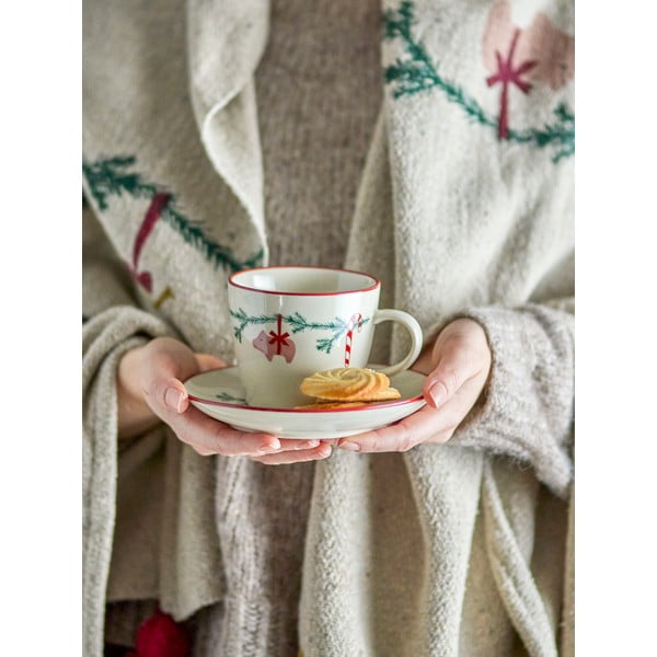 Кремава глинена чаша за капучино с коледен мотив 300 ml Yule – Bloomingville-image-1