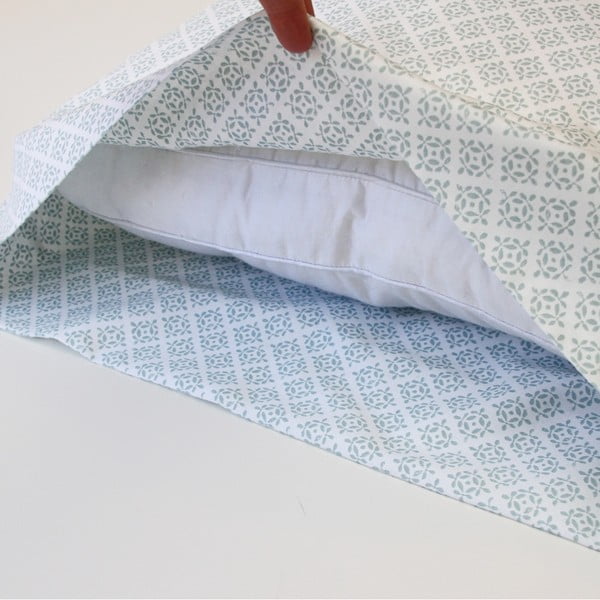 Комплект от 2 черни калъфки за възглавници , 50 x 80 cm - Happy Friday Basic-image-1