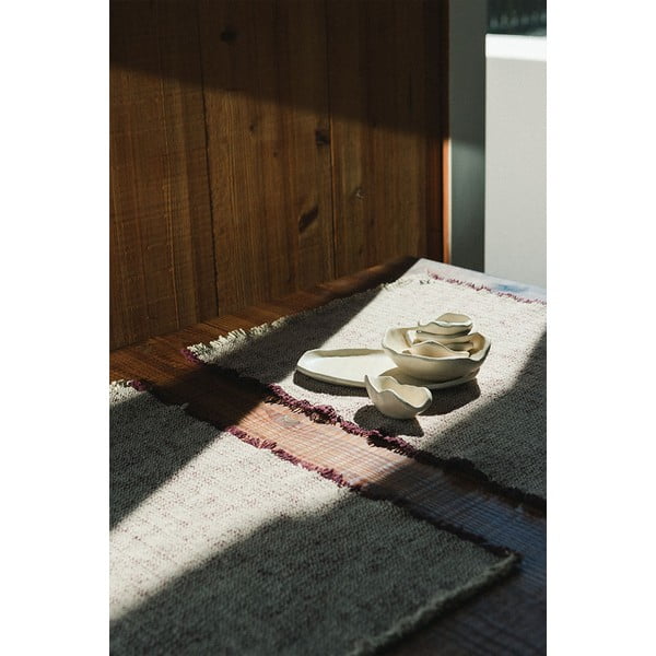 Памучни подложки за хранене в комплект от 2 бр. 38x50 cm Handloom – Lorena Canals-image-1