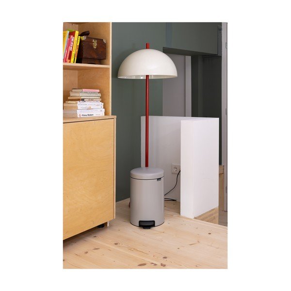 Светлосиво стоманено кошче за боклук с педал 12 l NewIcon – Brabantia-image-1