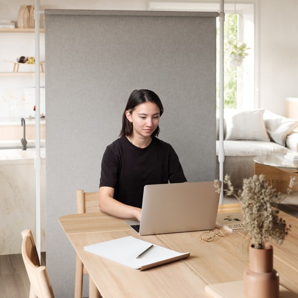 Бяла стоманена разделителна рамка за завеса Anywhere – Umbra-image-2