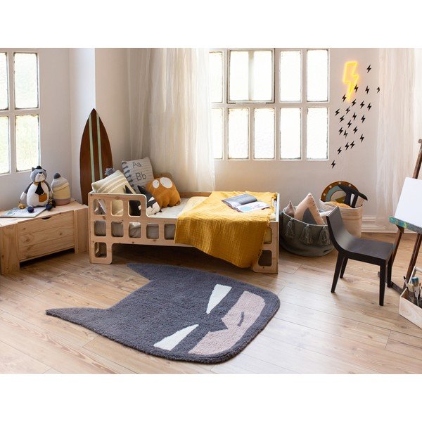 Черен вълнен ръчно изработен детски килим подходящ за пране 90x120 cm BatBoy – Lorena Canals-image-1