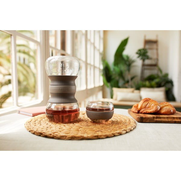 Светлокафяв стъклен чайник с цедка 500 ml – Lékué-image-2