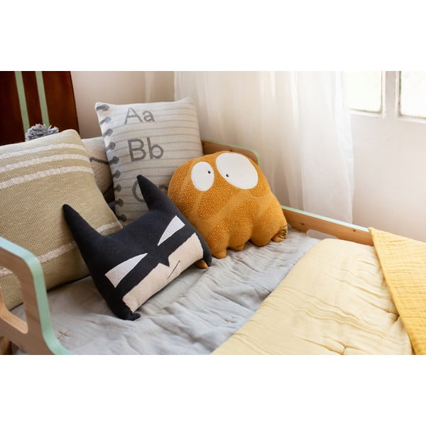 Детска възглавница BatBoy – Lorena Canals-image-1