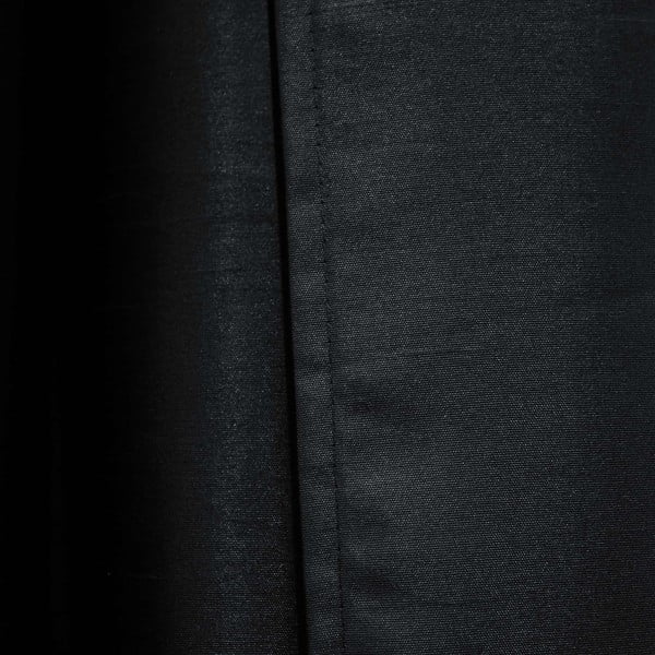 Черно перде от микросатен 140x240 cm Shana – douceur d'intérieur-image-4