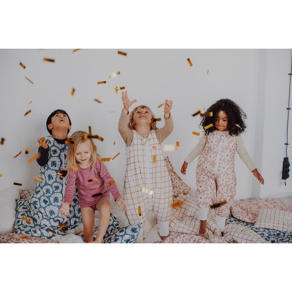 Детски спален чувал Blush Daisies - Malomi Kids-image-4