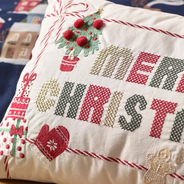 Памучна декоративна възглавница с коледен мотив 30x50 cm Merry Christmas Cross Stitch – Catherine Lansfield-image-2