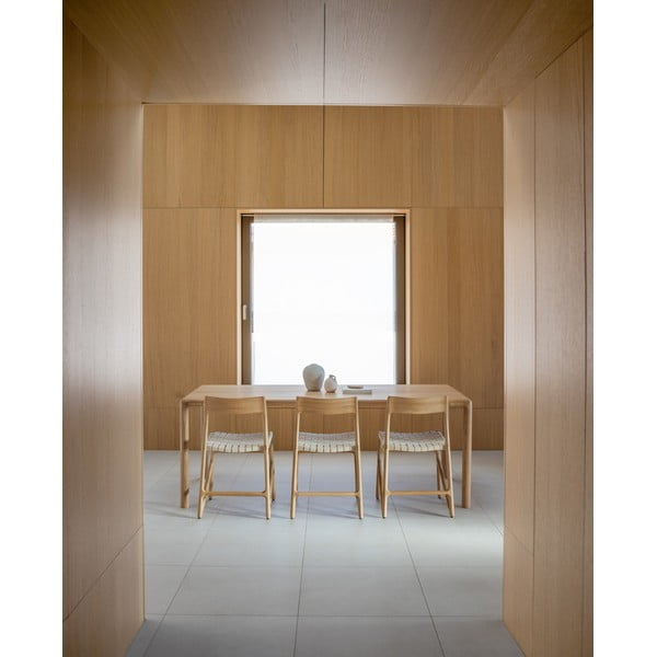 Трапезен стол от масивна дъбова дървесина с бяла седалка Fawn - Gazzda-image-4