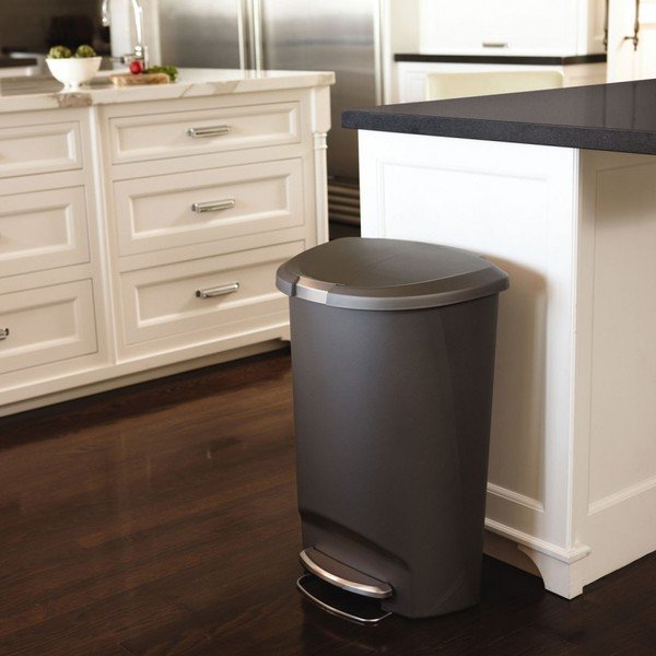 Тъмносиво пластмасово кошче за боклук с педал 50 l – simplehuman-image-1