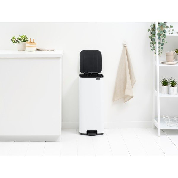 Бяло стоманено кошче за боклук с педал 30 l Bo – Brabantia-image-2