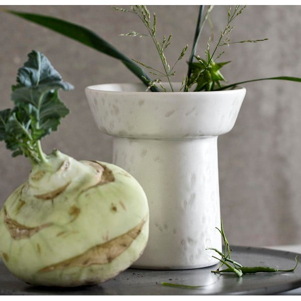 Ваза от бял фаянс, височина 20 cm Ombria - Kähler Design-image-1