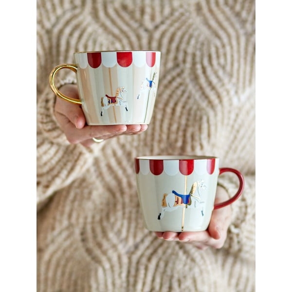 Кремави глинени чаши в комплект от 2 бр. с коледни мотиви 300 ml Merry-go-round – Bloomingville-image-1