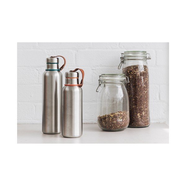 Маслиненозелена двустенна бутилка от неръждаема стомана Black + Blum Insulated Vacuum Bottle, 500 ml - Black + Blum-image-3