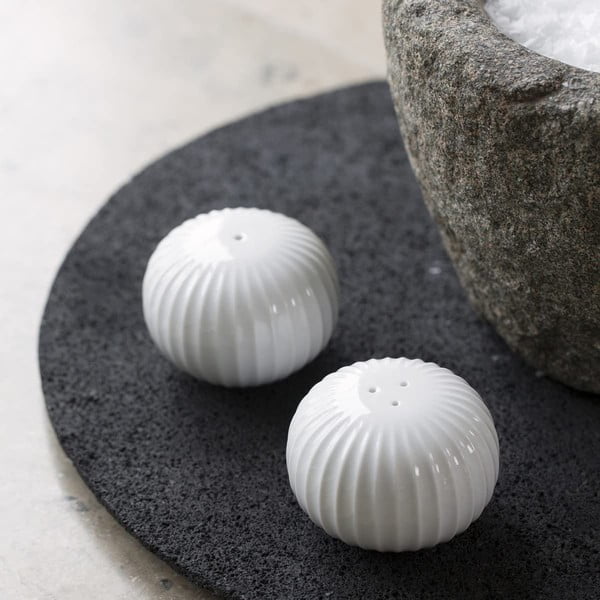 Солница и пиперница Hammershøi – Kähler Design-image-1