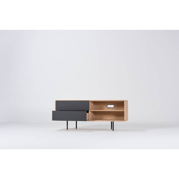 Черна/естествена маса за телевизор от масивен дъб 150x64 cm Fina – Gazzda-image-1