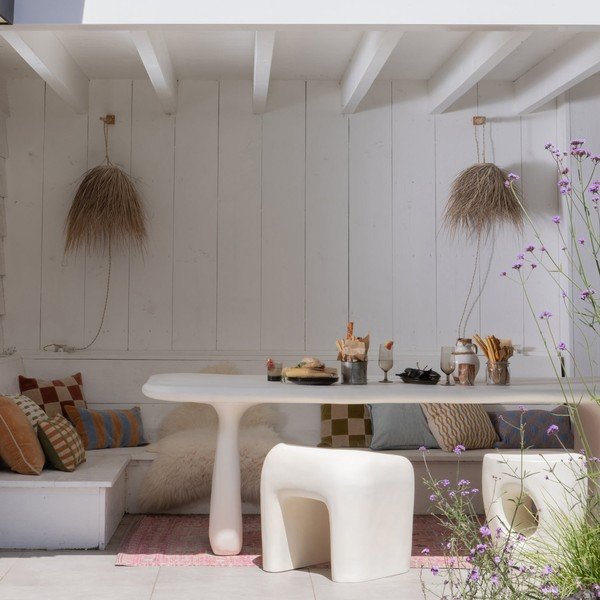 Пластмасов градински стол в цвят слонова кост Nivo – WOOOD-image-4