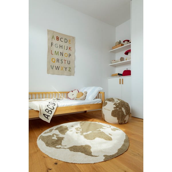 Детски пуф в зелен и кремав цвят World Map – Lorena Canals-image-1