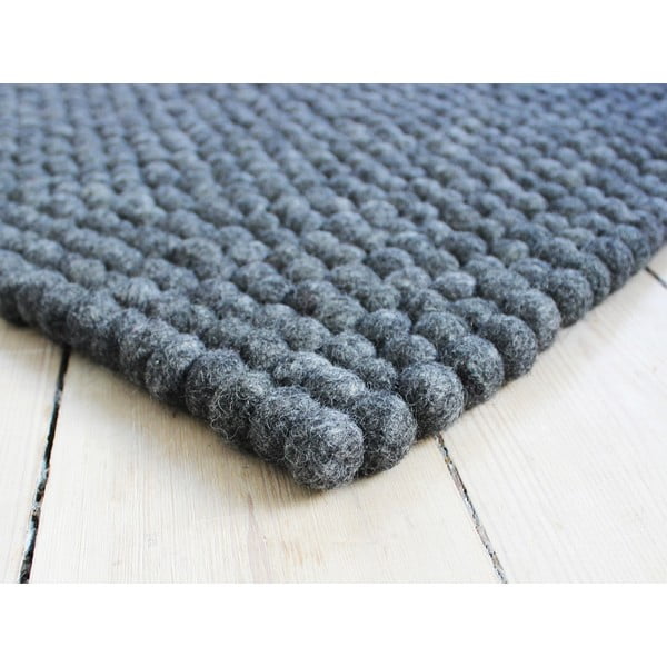 Антрацитен вълнен килим с топка , 120 x 180 cm Ball Rugs - Wooldot