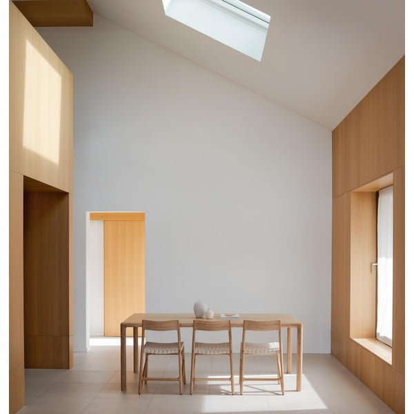 Трапезна маса от масивен дъб 90x200 cm Derven – Gazzda-image-2