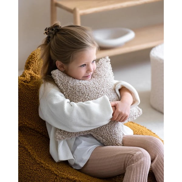 Светлокафява детска възглавница за диван от букле Star – Wigiwama-image-1