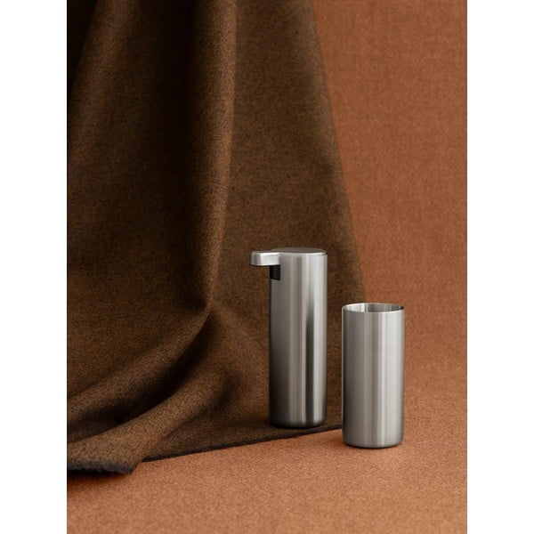 Матово сребрист диспенсер за сапун от неръждаема стомана 165 ml Modo – Blomus-image-2