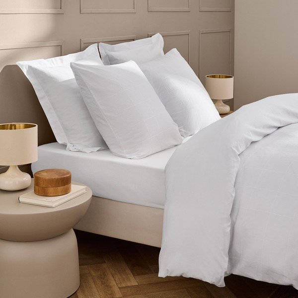 Бяло двойно удължено спално бельо 240x220 cm Linella – douceur d'intérieur-image-1