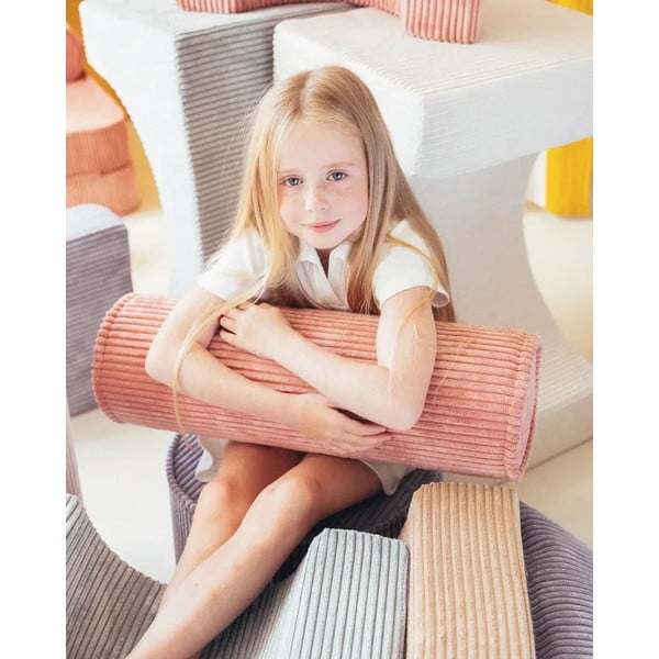Розова детска възглавница за диван от рипсено кадифе Roll – Wigiwama-image-2