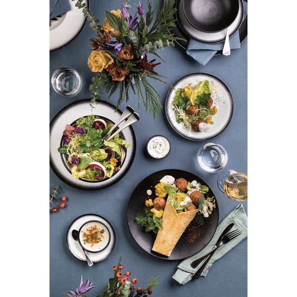 Черна керамична чиния за сервиране Caviar – Maxwell & Williams-image-4