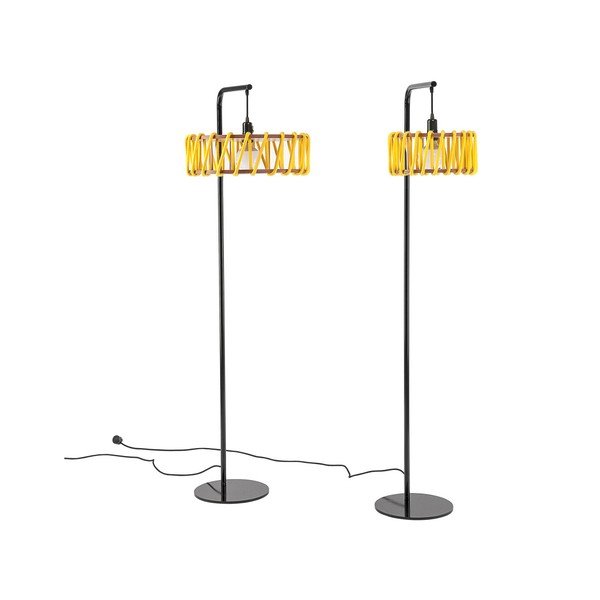 Stojací lampa s černou konstrukcí a malým žlutým stínidlem EMKO Macaron-image-3