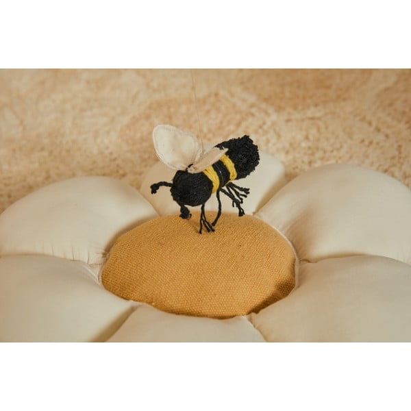 Детска възглавница Little Daisy – Lorena Canals-image-3