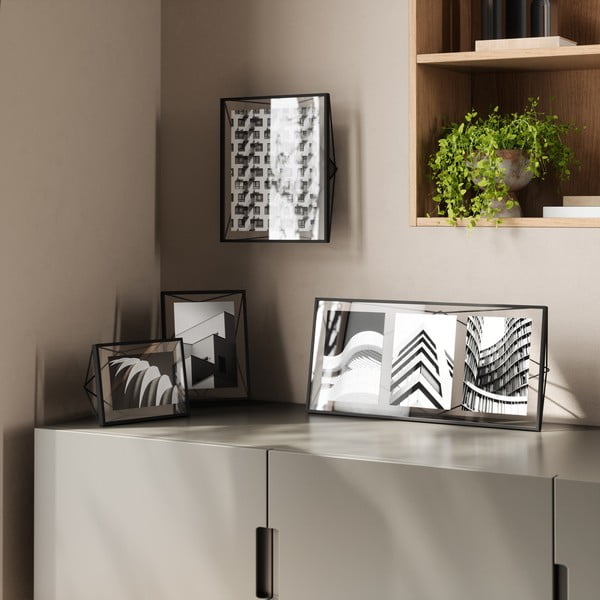 Черна метална стояща/висяща рамка 25x30 cm Prisma – Umbra-image-3