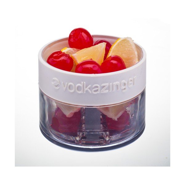 Vodkazinger, lahev na vodku a ovoce-image-4