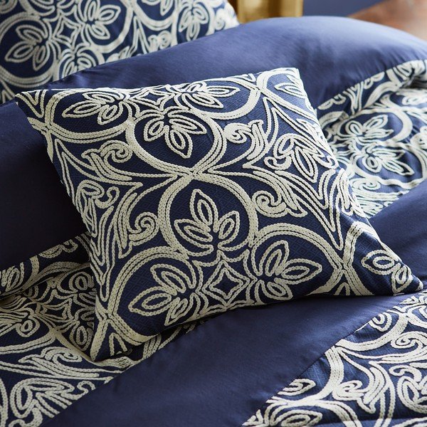 Декоративна възглавница 45x45 cm Trellis - Catherine Lansfield-image-1