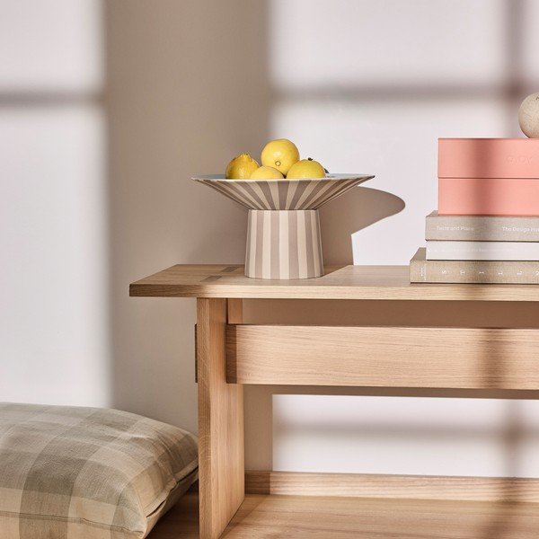 Светлорозова картонена кутия за съхранение с капак 33x25x15 cm Hako – OYOY Living Design-image-1