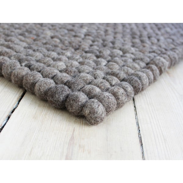 Вълнен килим с топчета в орехово кафяво , 100 x 150 cm Ball Rugs - Wooldot