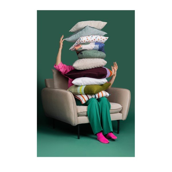 Кресло от бежово кадифе Vienna - Cosmopolitan Design-image-1