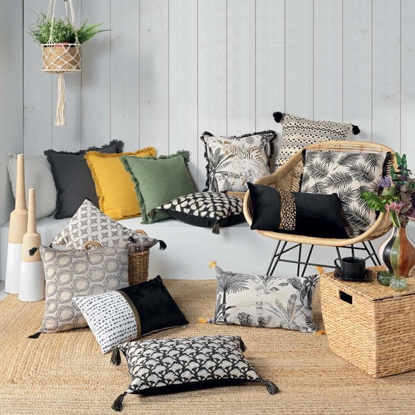 Декоративна възглавница 45x45 cm Vanina – douceur d'intérieur-image-1