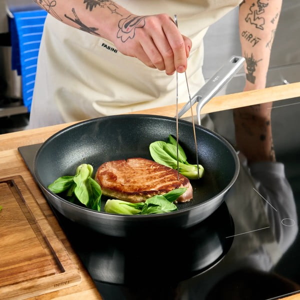 Тиган с незалепващо покритие от неръждаема стомана ø 30 cm Lucca 3.0 – FABINI-image-1