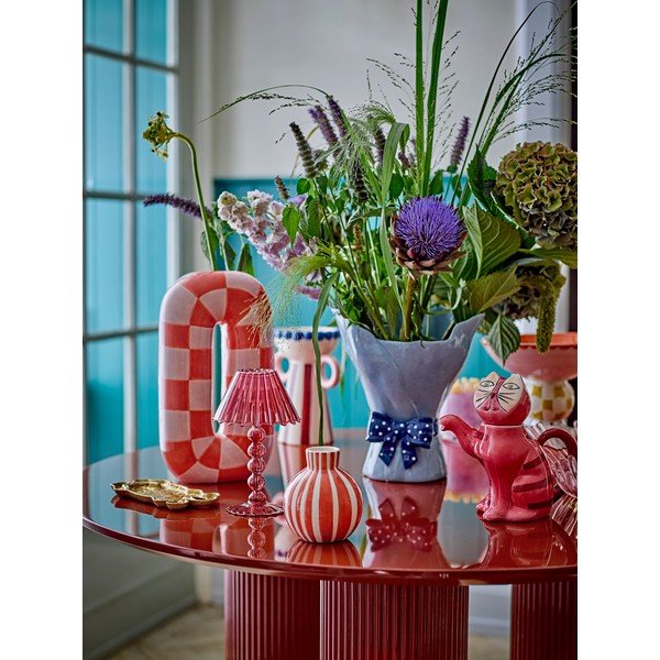 Керамична ръчно рисувана ваза в цвят сьомга/кремава (височина 32 cm) Mae – Bloomingville-image-2